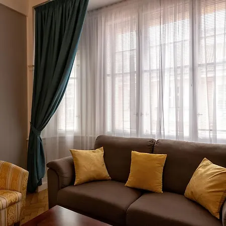 Apart Residence Old Town Apartment